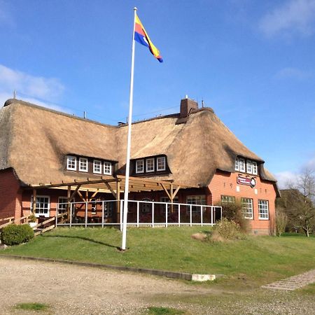 Inselhotel Kapitaen Tadsen / Amrum เนเบอ ภายนอก รูปภาพ