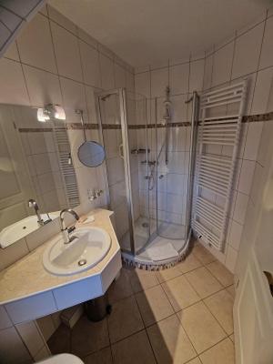 Inselhotel Kapitaen Tadsen / Amrum เนเบอ ภายนอก รูปภาพ