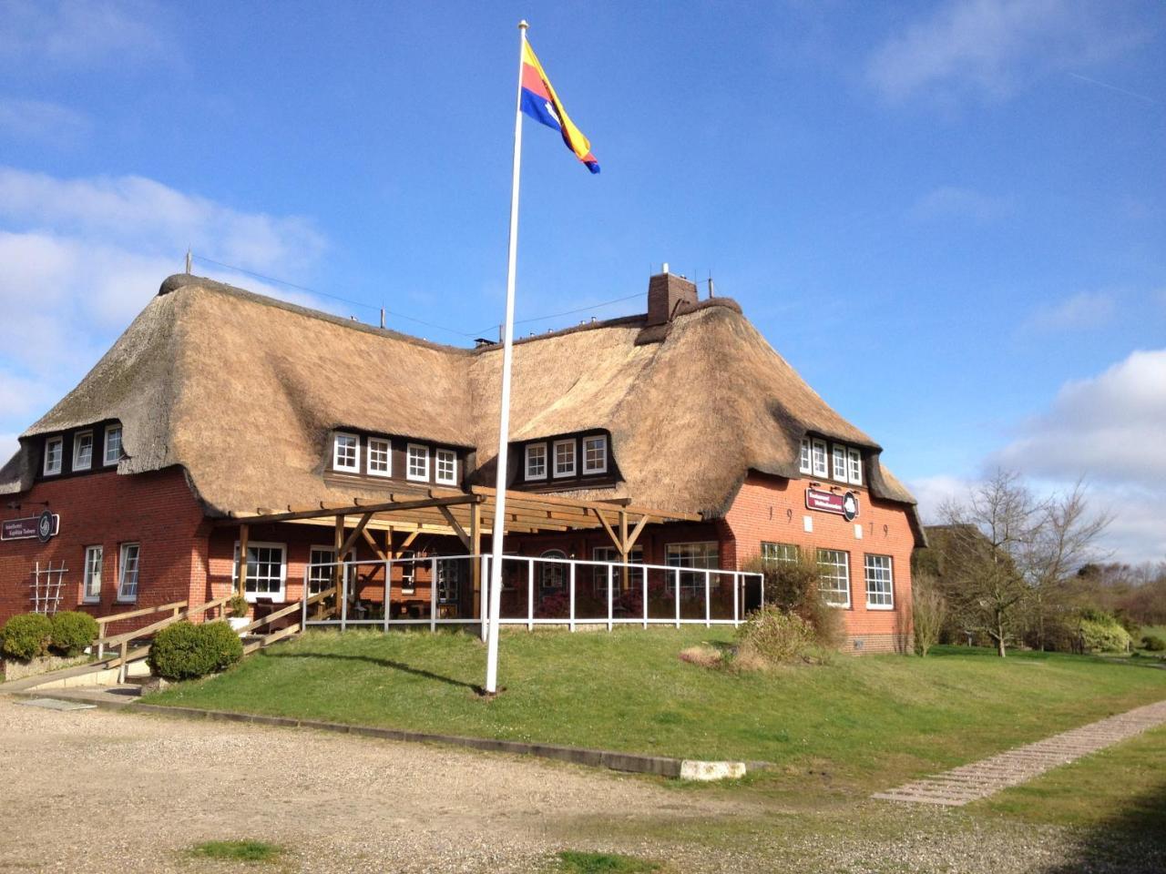Inselhotel Kapitaen Tadsen / Amrum เนเบอ ภายนอก รูปภาพ