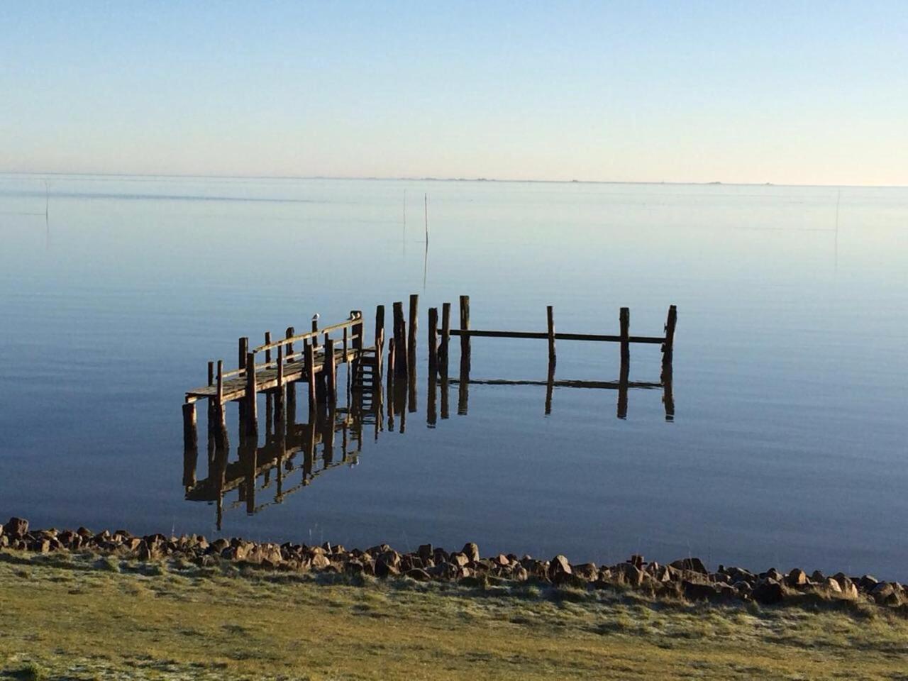 Inselhotel Kapitaen Tadsen / Amrum เนเบอ ภายนอก รูปภาพ